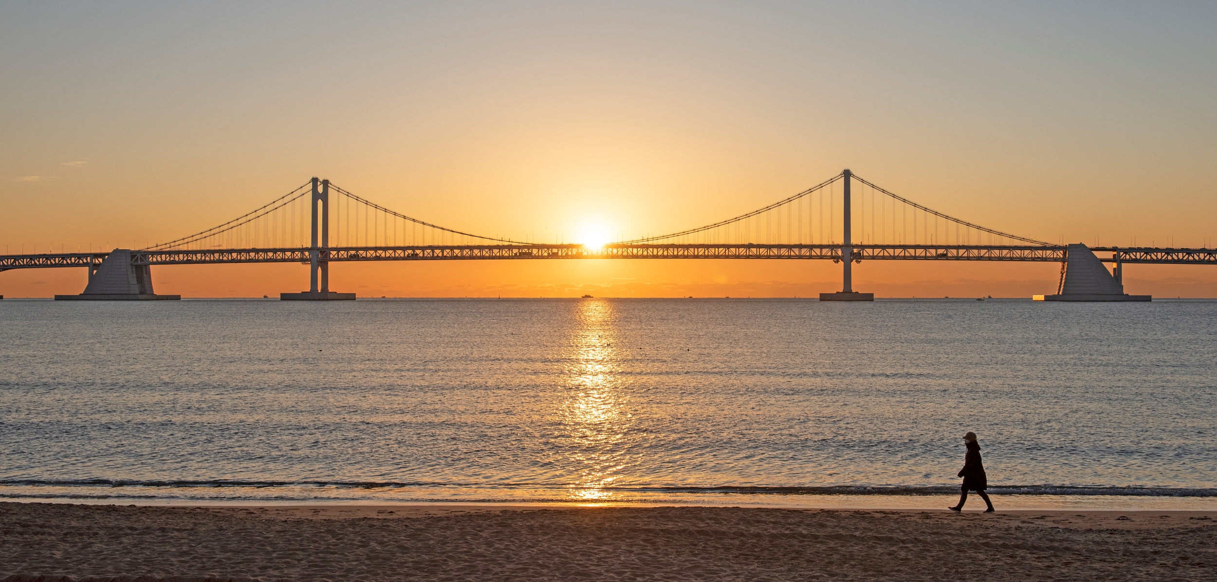 여기는 사진을 올려야만 글이 올라가네